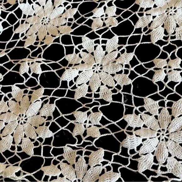VINTAGE handmade crochet queen size bedspread off white queen size